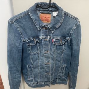 Levi Jean Jacket- Womens Medium